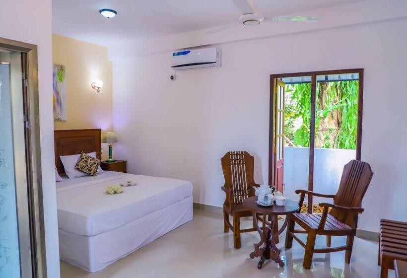 Пансион Illamperuma Leisure