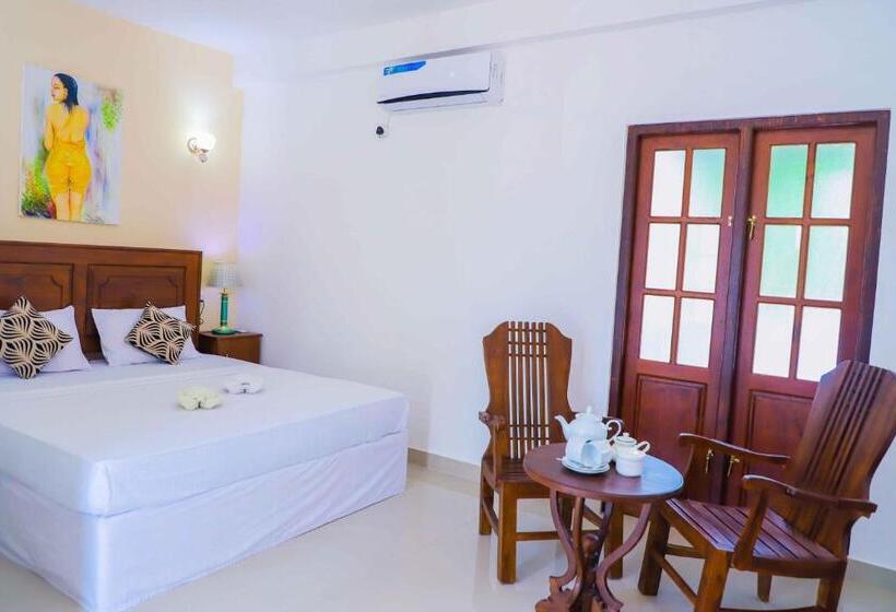 Пансион Illamperuma Leisure