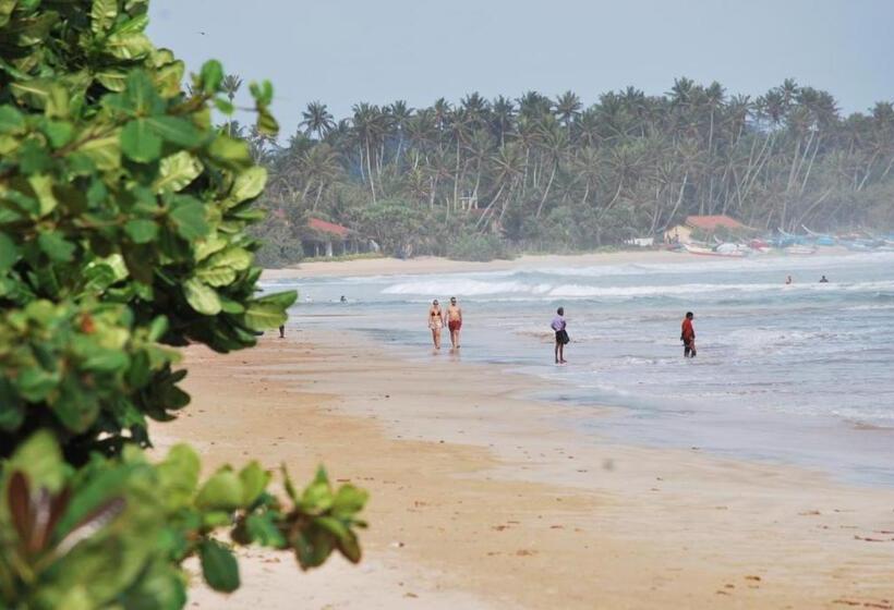 Пансион Illamperuma Leisure