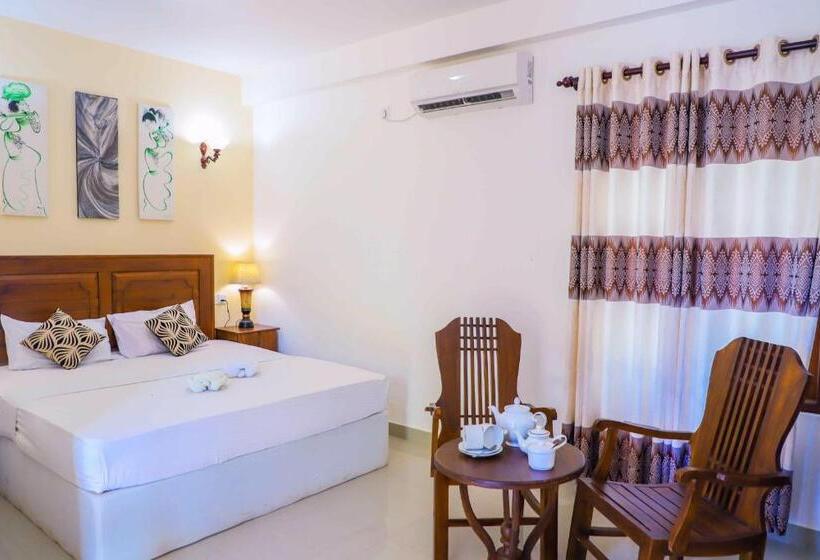 Пансион Illamperuma Leisure