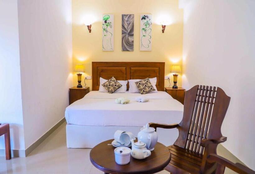 Пансион Illamperuma Leisure