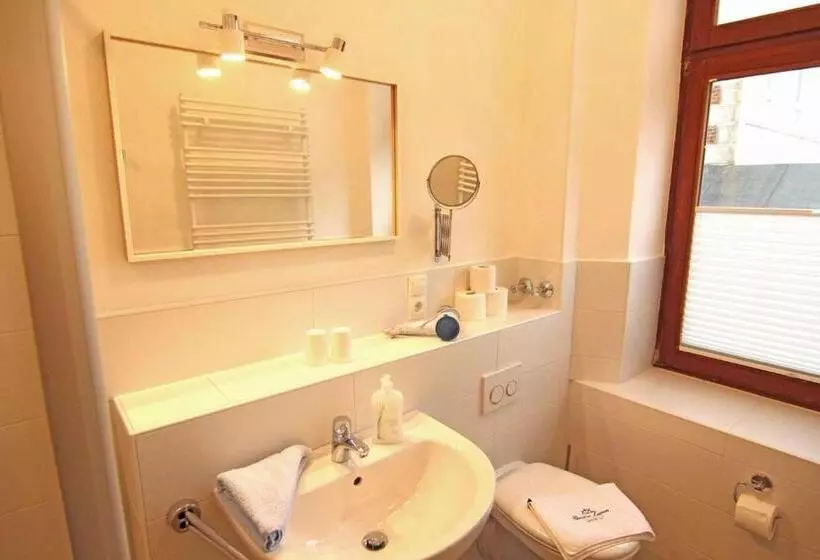 ペンション Kapitaenshauslassenzimmerpenelope