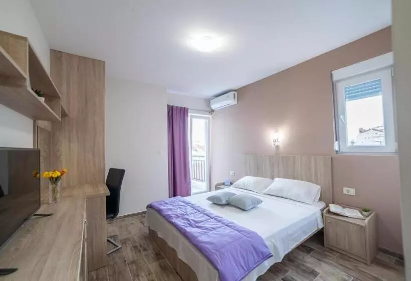 پانسیون Milara Apartments