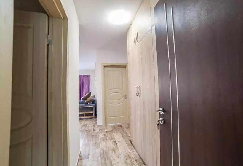 پانسیون Milara Apartments