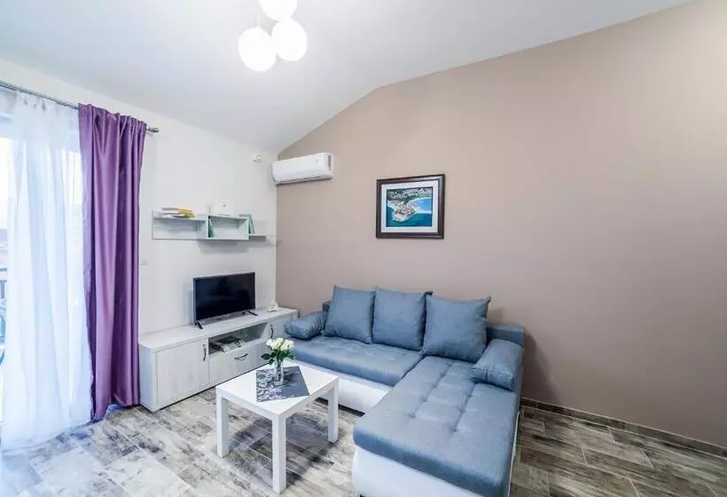 پانسیون Milara Apartments