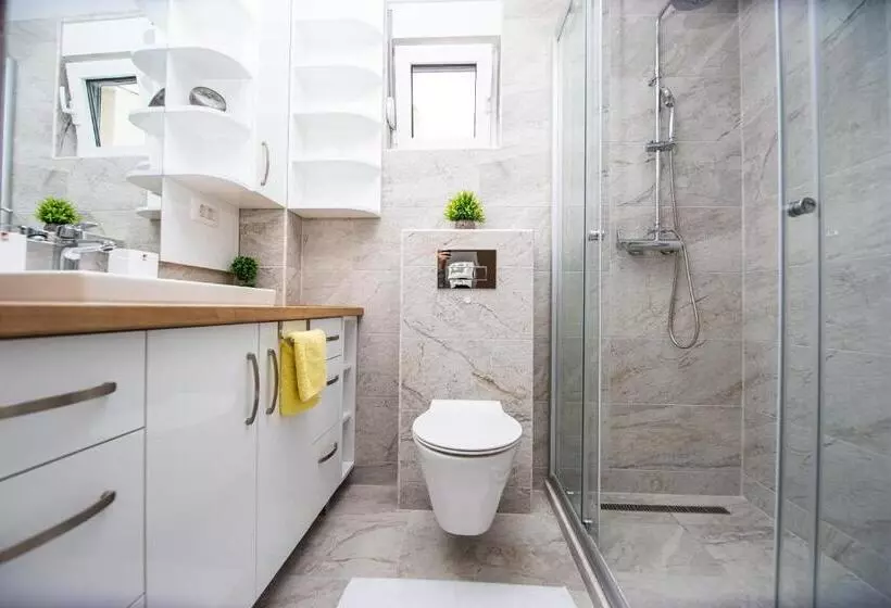 پانسیون Milara Apartments