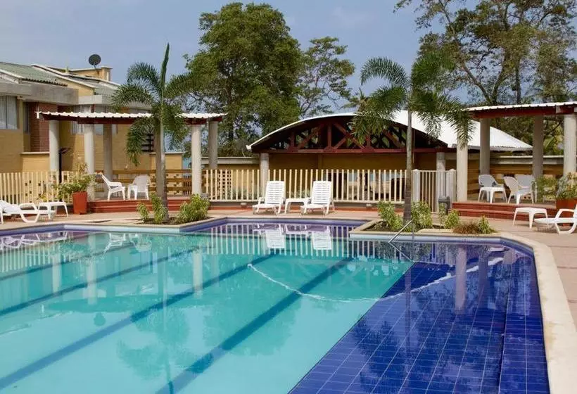 Majatalo Palmares Del Francés