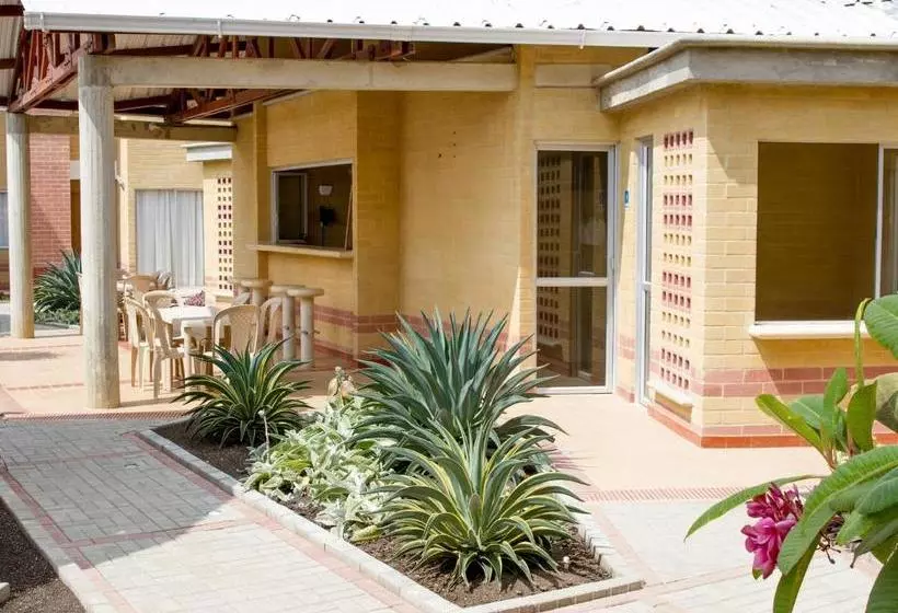 Majatalo Palmares Del Francés