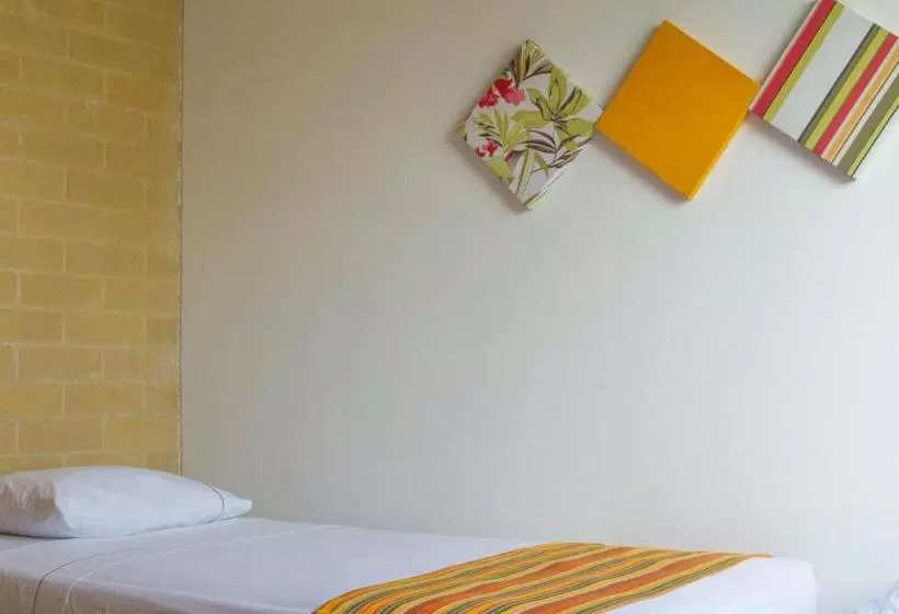 Majatalo Palmares Del Francés