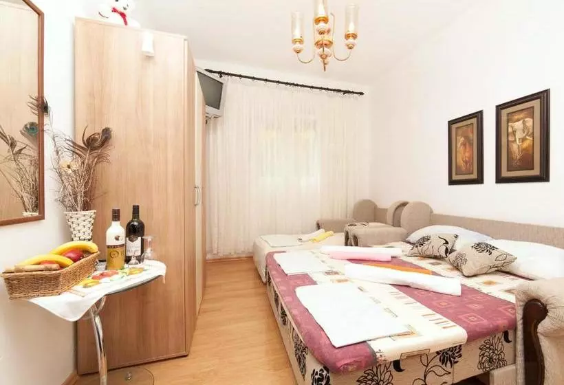 پانسیون Rooms Krivokapic