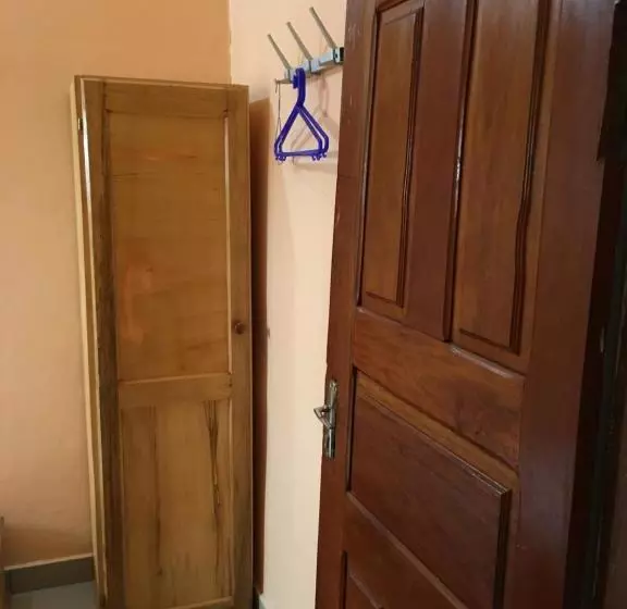 Vicky Appartements Palmengarten Douala Maképè Belavie
