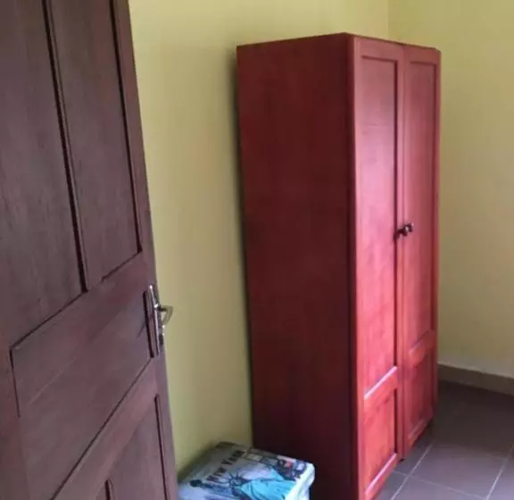Vicky Appartements Palmengarten Douala Maképè Belavie