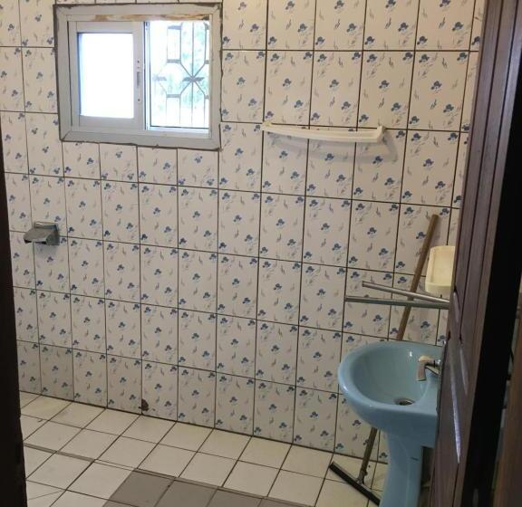 Vicky Appartements Palmengarten Douala Maképè Belavie