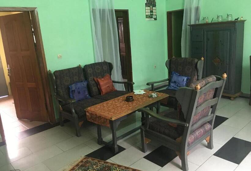 Vicky Appartements Palmengarten Douala Maképè Belavie