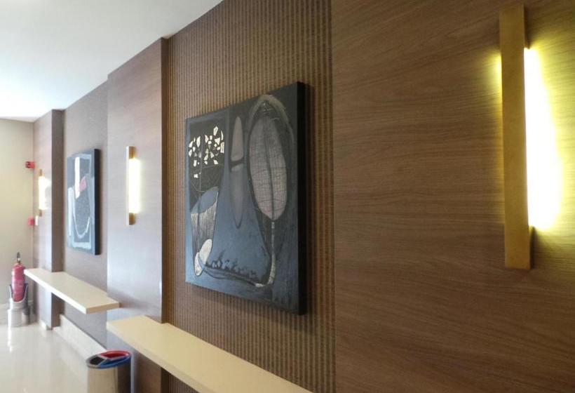 Flat Particular Jade Brasilia 1004 E 1006 Com Garagem