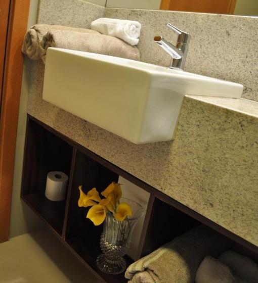 Flat Particular Jade Brasilia 1004 E 1006 Com Garagem