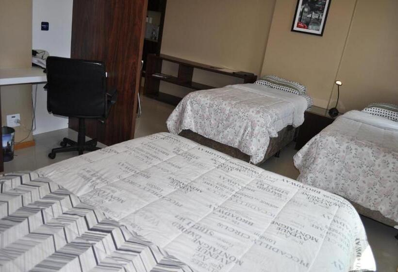 Flat Particular Jade Brasilia 1004 E 1006 Com Garagem