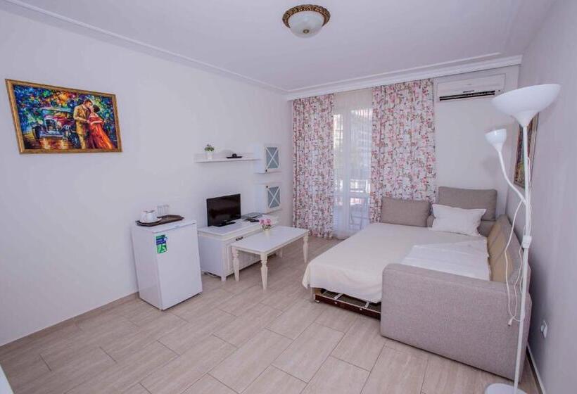 בית מלון כפרי The Step Family