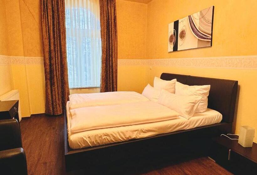 هتل Villa Astoria Kühlungsborn