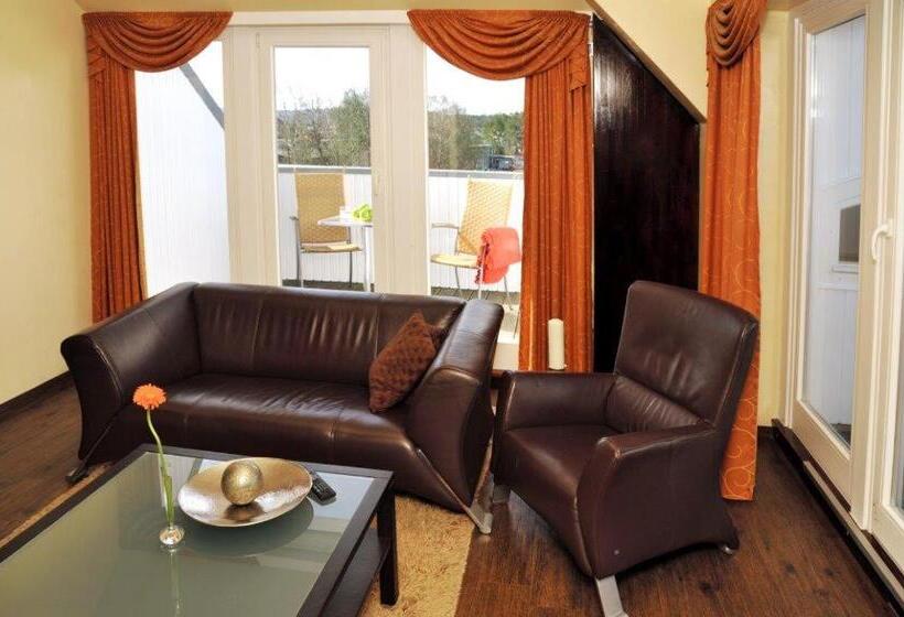 هتل Villa Astoria Kühlungsborn