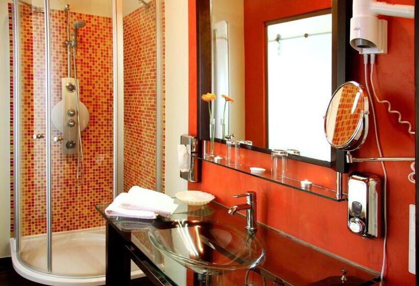 هتل Villa Astoria Kühlungsborn