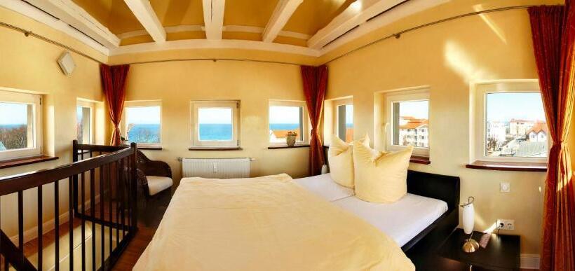 هتل Villa Astoria Kühlungsborn