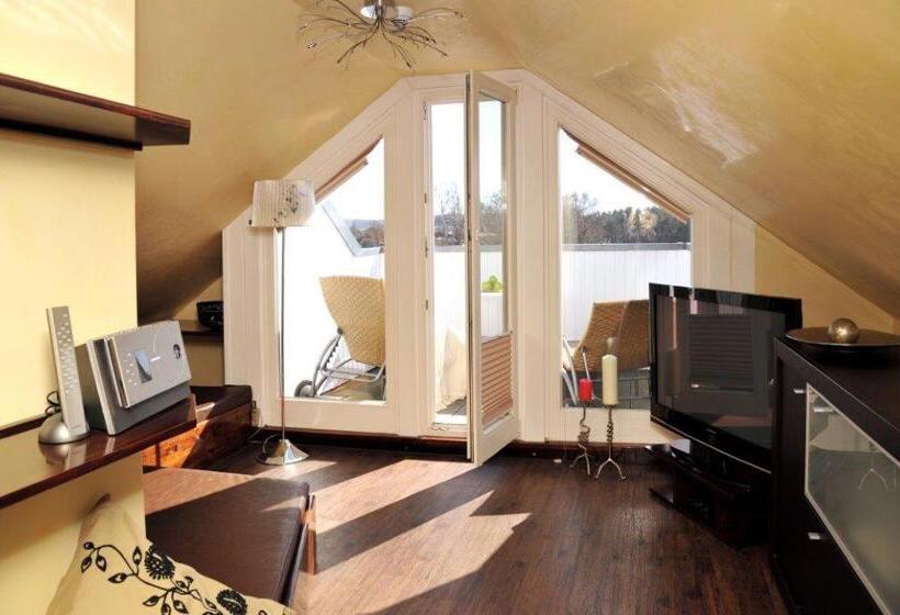 هتل Villa Astoria Kühlungsborn