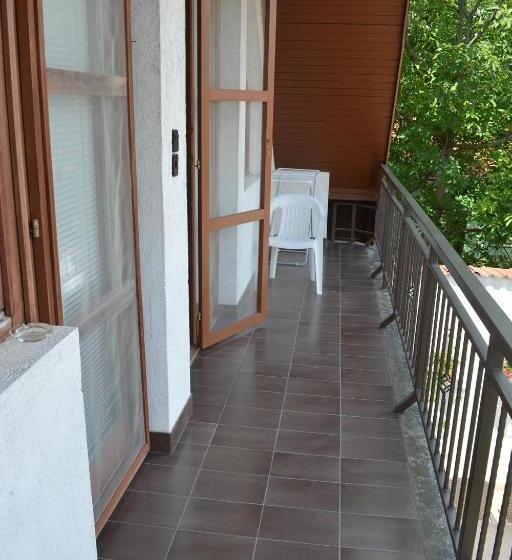 פנסיון Jankó Apartman