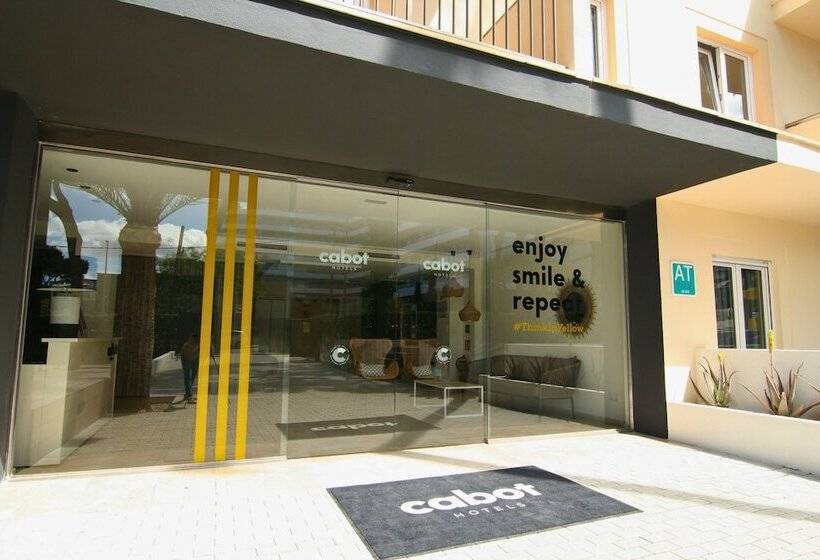 Cabot Tres Torres Apartments