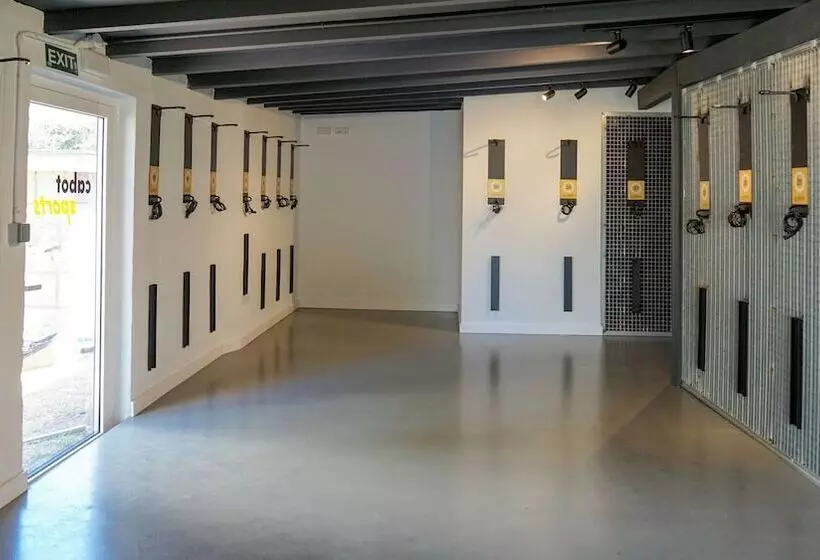 Cabot Tres Torres Apartments