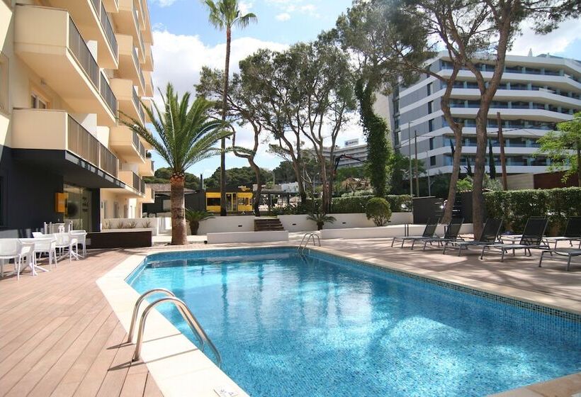 Cabot Tres Torres Apartments