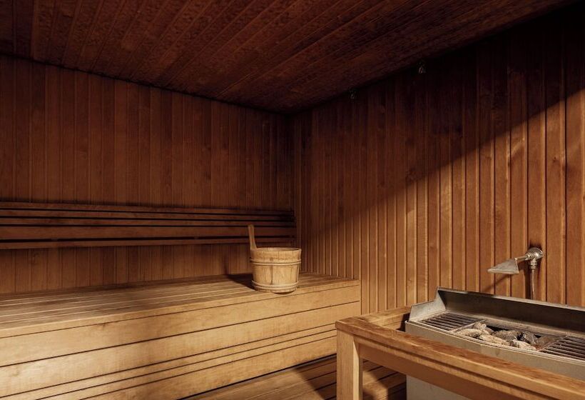 Bellevue Park Hotel Riga With Free Parking