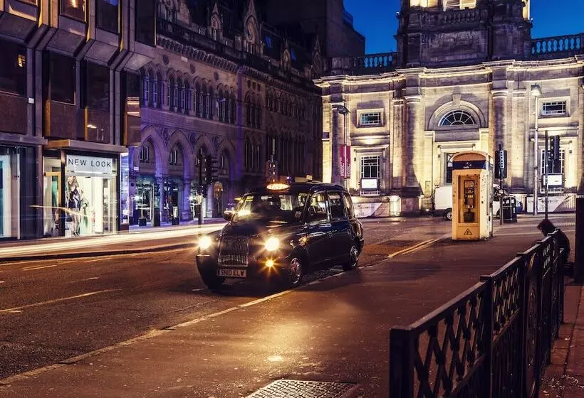 ホテル Carlton George