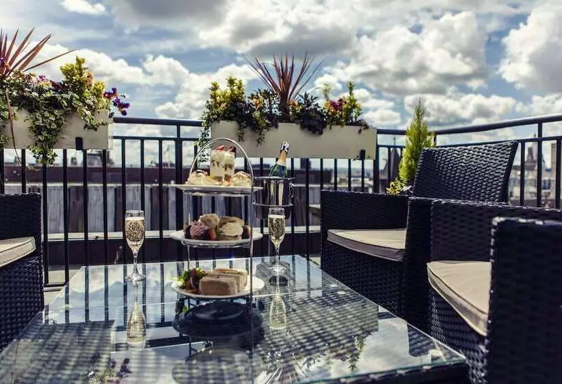 ホテル Carlton George