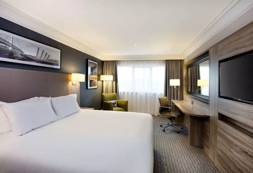 هتل Doubletree By Hilton Glasgow Central