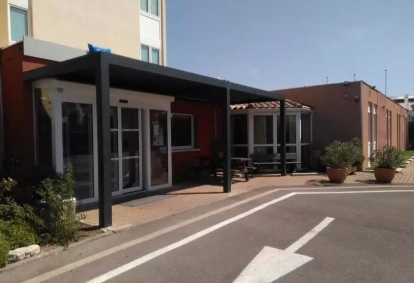 فندق Ibis Budget Aix En Provence