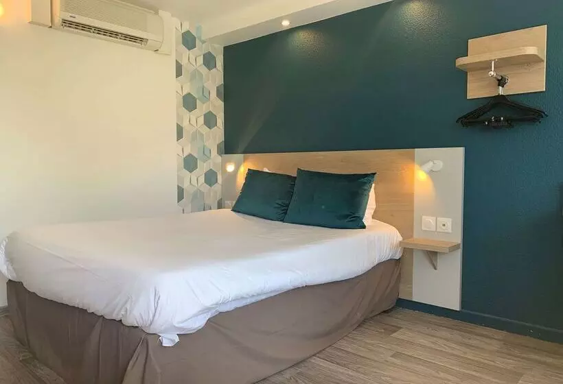 فندق Kyriad Chateauroux  Saint Maur