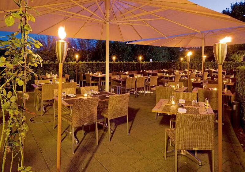 Mövenpick Hotel Zurich Airport