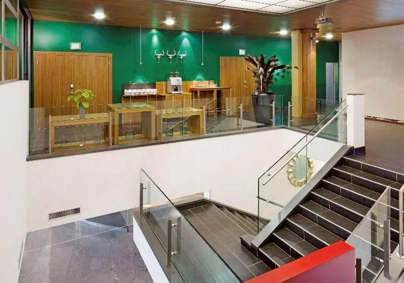 Mövenpick Hotel Zurich Airport