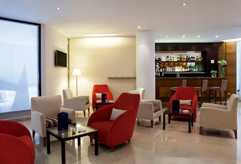 هتل NH Buenos Aires Florida