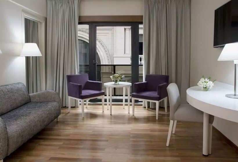 هتل NH Buenos Aires Florida