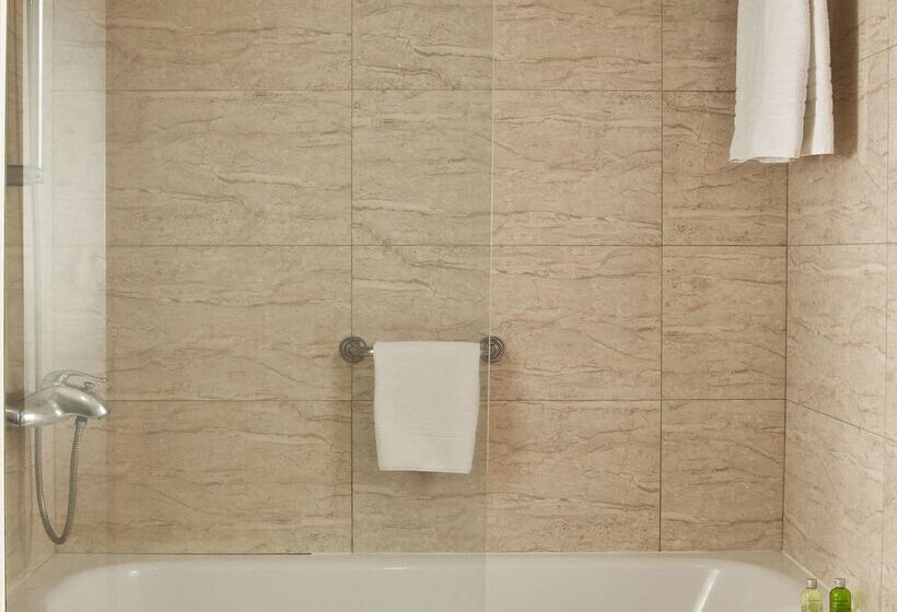 호텔 NH Buenos Aires Florida