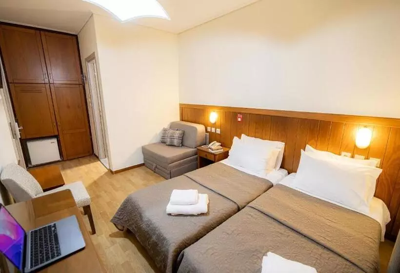 בית מלון כפרי Philippos