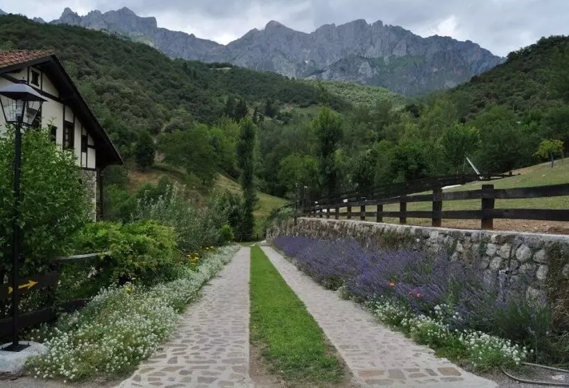 فندق Posada San Pelayo