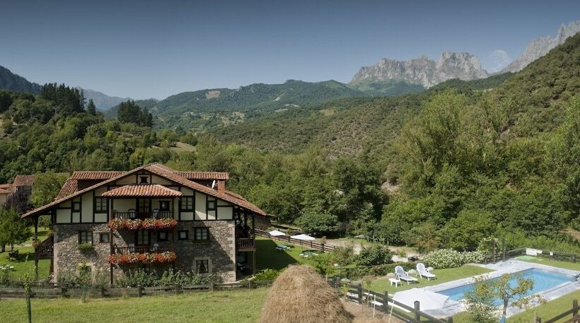 ホテル Posada San Pelayo