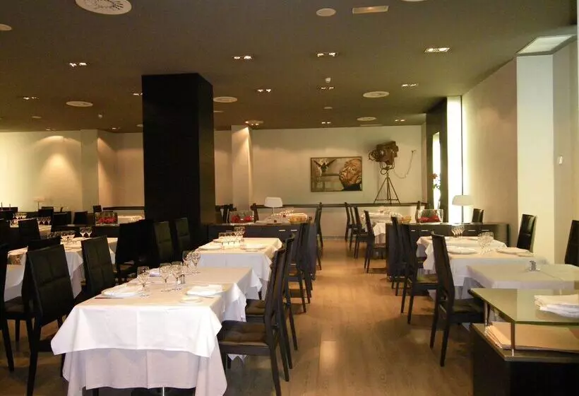 ホテル Silken Coliseum