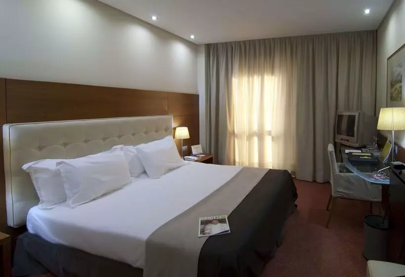 ホテル Silken Coliseum