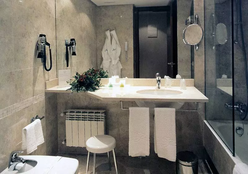 ホテル Silken Coliseum