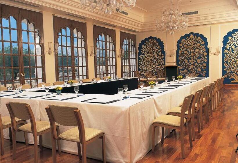 فندق The Oberoi Vanyavilas Wildlife Resort, Ranthambhore