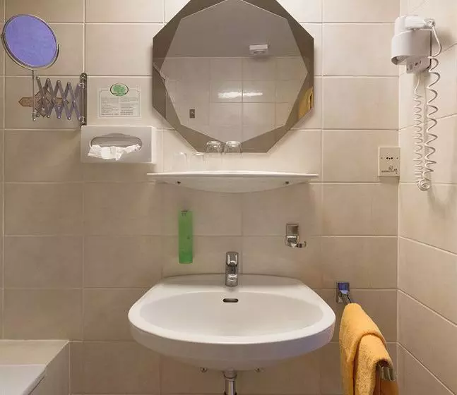 酒店 Tulip Inn Vienna Thüringer Hof